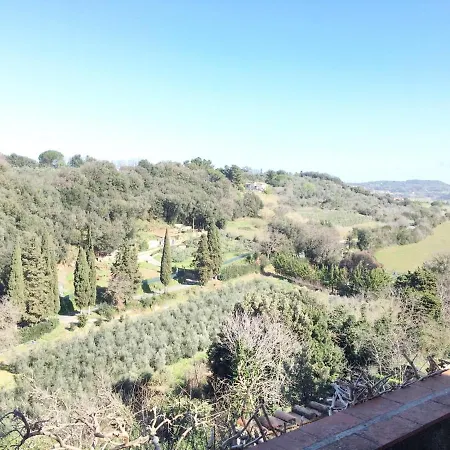Apartment Terrazza In Toscana